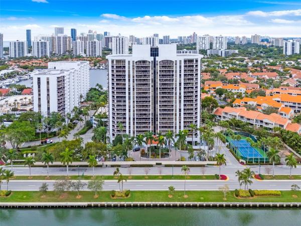 Harbor Tower At The Waterways, 3600 Yacht Club Dr #402, Aventura, Florida 33180, image 1