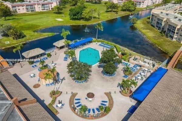 Sunrise Lakes 2, 8435 Sunrise Lakes Blvd #104, Sunrise, Florida 33322, image 1