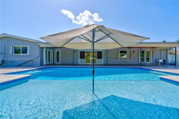 Cherry Grove, 9641 SW 94th St, Kendall, Florida 33176, image 1