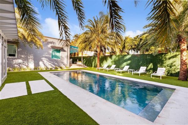 Holleman Park, 444 SW 18th Rd, Miami, Florida 33129, image 1