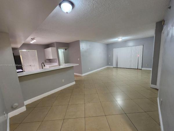 Royal Grand, 2600 S University Dr #129, Davie, Florida 33328, image 1