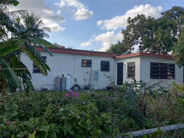 Cravero Lake Shore Estates, 8935 NW 10th Ave, Pinewood, Florida 33150, image 3
