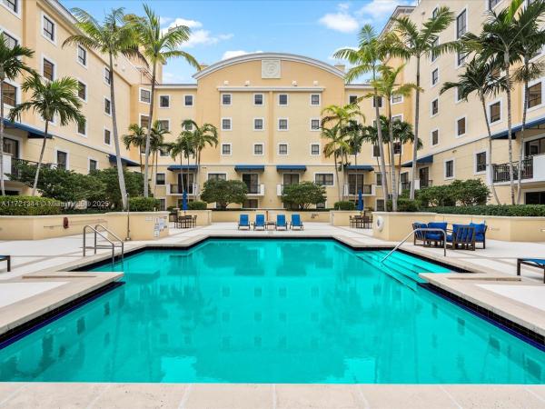 Colonnade At Dadeland, 8395 SW 73rd Ave #905, Glenvar Heights, Florida 33143, image 1