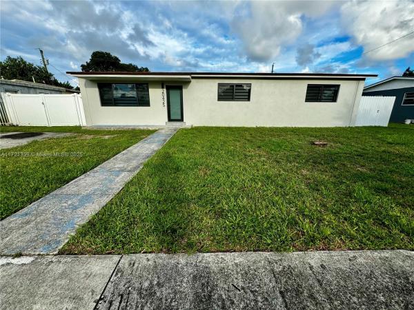 Lake Lucerne, 20425 NW 25th Ct, Miami Gardens, Florida 33056, image 2