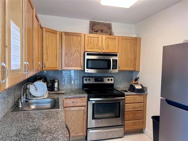 Eldorado Towers, 3625 N Country Club Dr #504, Aventura, Florida 33180, image 3
