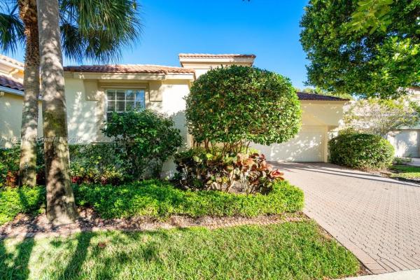 Buena Vida, 8729 Via Brilliante, Wellington, Florida 33411, image 1