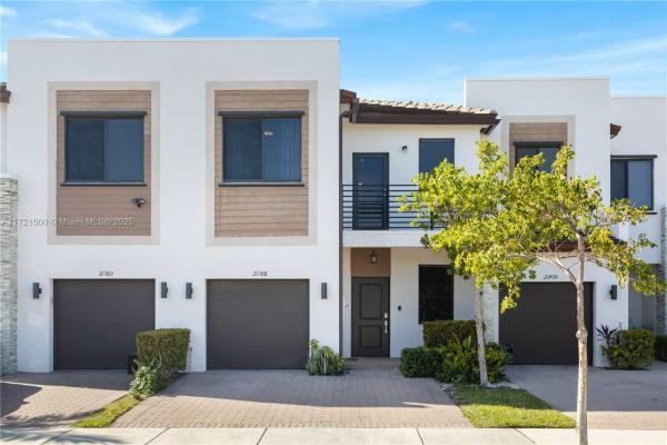Las Ramblas At Via Ventura, 21388 NE 2nd Ct, Ives Estates, Florida 33179, image 1