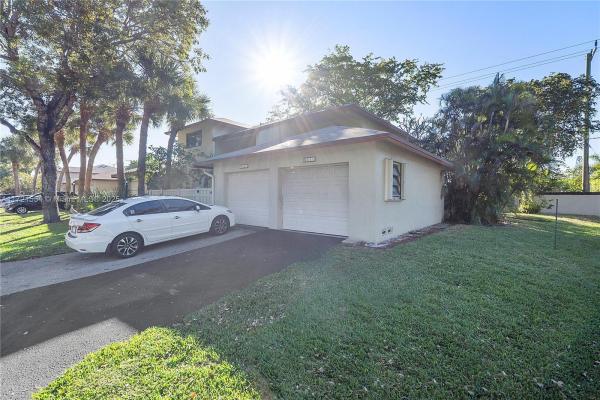 Lighthouse Village, 1750 NE 39th Ct #801, Pompano Beach, Florida 33064, image 1
