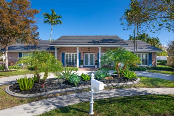 Jacaranda Cay, 100 SW 101st Ter, Plantation, Florida 33324, image 1