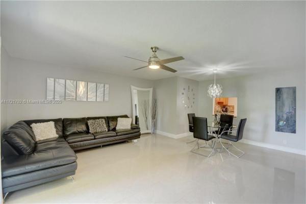 Nova Gardens, 7000 Nova Dr #204E, Davie, Florida 33317, image 1