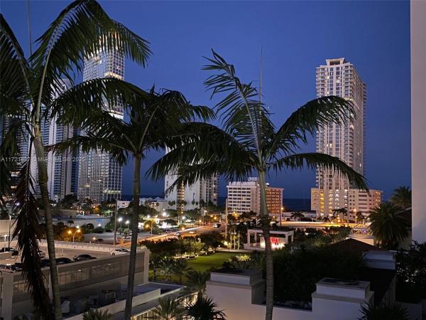 Parque Towers, 300 Sunny Isles Blvd #4-703, Sunny Isles Beach, Florida 33160, image 1