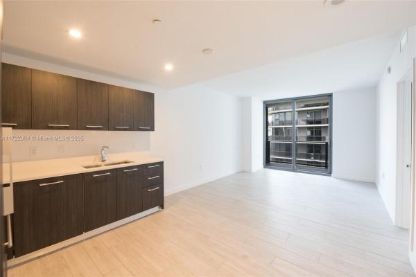 Brickell Heights East, 45 SW 9th St #3507, Miami, Florida 33130, image 1