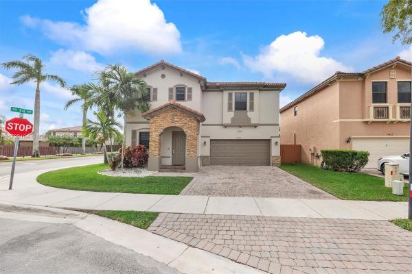Enclave At Black Point Marina, 10402 SW 224th Ter, Cutler Bay, Florida 33190, image 1