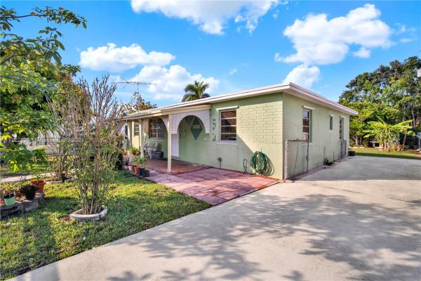 Prosperity Park, 860 SW 3rd St, Florida City, Florida 33034, image 1