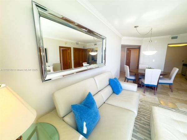 Akoya, 6365 Collins Ave #1506, Miami Beach, Florida 33141, image 1