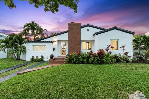Isle Of Normandy Trouville, 1615 Bay Dr, Miami Beach, Florida 33141, image 1