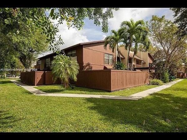 Snapper Village, 6914 SW 114th Pl #B57, Kendall, Florida 33173, image 1