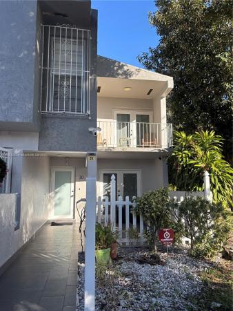 Biltmore Club Villas, 2415 NW 11th St #30-A, Miami, Florida 33125, image 1