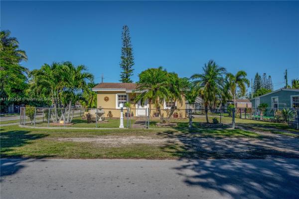 Homestead No HOA, 637 NW 4th St, Homestead, Florida 33030, image 1