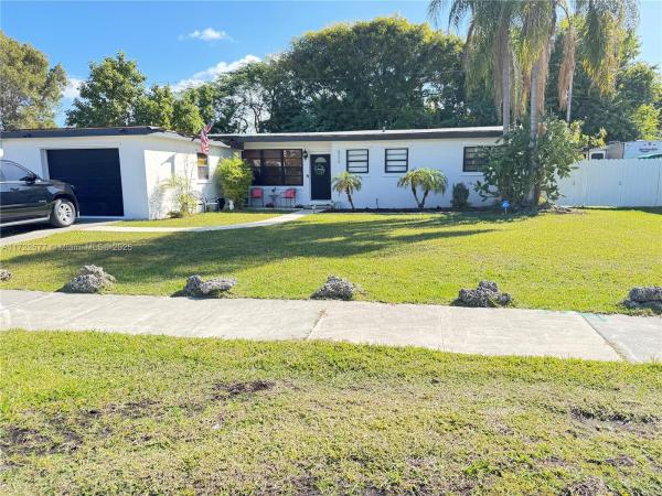 Holiday House, 9478 Easter Rd, Cutler Bay, Florida 33157, image 1