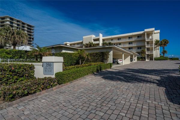 Island House Northeast, 350 Beach Rd #204, Tequesta, Florida 33469, image 1