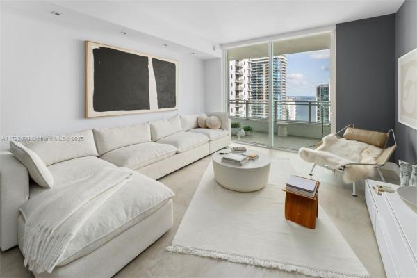 The Bond On Brickell, 1080 Brickell Ave #3404, Miami, Florida 33131, image 1