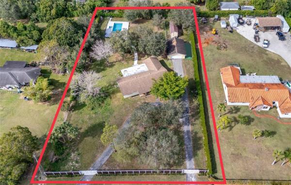 Century Royal Homes, 30950 SW 194th Ave, Redland, Florida 33030, image 1
