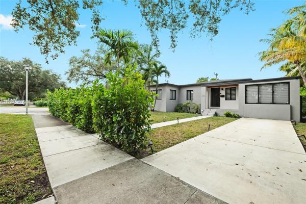 Cinema Park Country Club Estates, 620 Cardinal St, Miami Springs, Florida 33166, image 1
