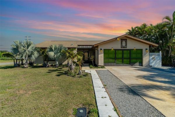 Cape Coral Residential, 4003 SE 1st Ct, Cape Coral, Florida 33904, image 2
