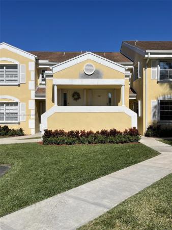Centergate, 2230 SE 27th Dr #204-C, Homestead, Florida 33035, image 1