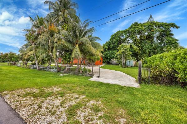 Triangle Oaks, 22150 SW 132nd Ave, Goulds, Florida 33170, image 3