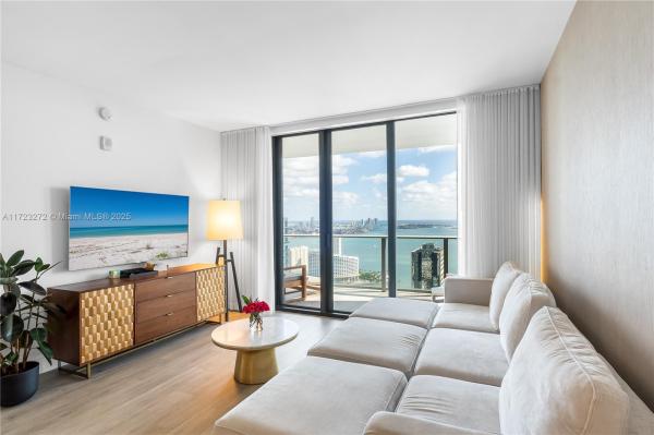 1010 Brickell, 1010 Brickell Ave #4504, Miami, Florida 33131, image 1