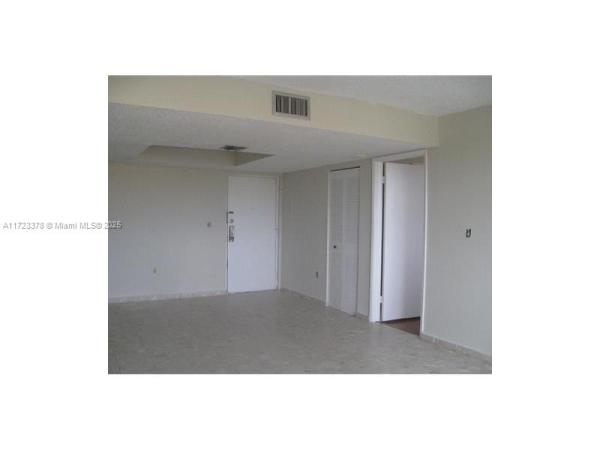 Peppermill At Kendale Lakes West, Kendall West, Florida 33193, image 1