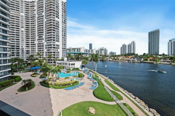 Mystic Pointe Tower 200, Aventura, Florida 33180, image 1