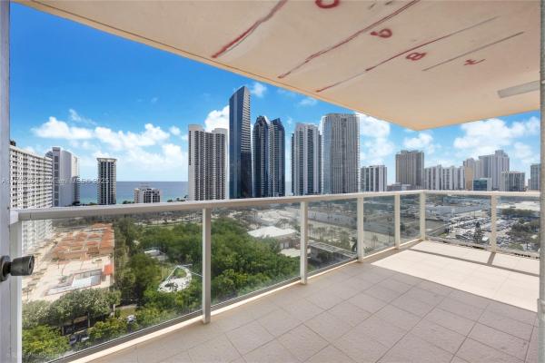 Winston Towers 300, 230 174th St #1919, Sunny Isles Beach, Florida 33160, image 1