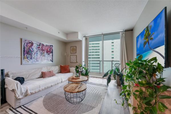 Quantum On The Bay, 1900 N Bayshore Dr #2009, Miami, Florida 33132, image 1