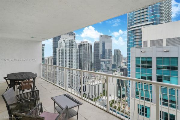 The Club At Brickell Bay, 1200 Brickell Bay Dr #4314, Miami, Florida 33131, image 1