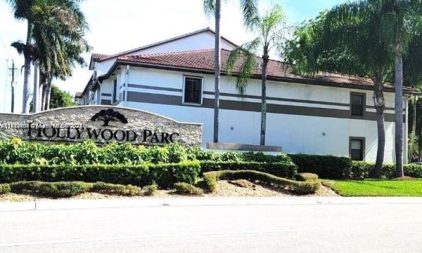 Hollywood Parc, 630 S Park Rd #17-3, Hollywood, Florida 33021, image 1