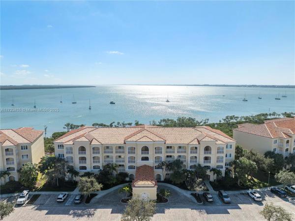 Harbour Isle West, 24 W Harbour Isle Dr #101, Fort Pierce, Florida 34949, image 1