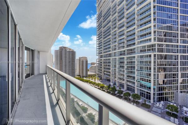 Icon Brickell Tower 1, 475 Brickell Ave #2013, Miami, Florida 33131, image 1