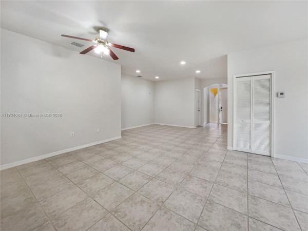 Signature Gardens, 12045 SW 126th St, Three Lakes, Florida 33186, image 3