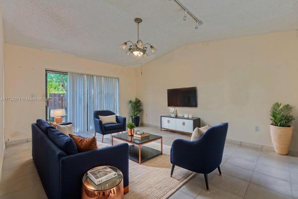 Bent Tree, 13710 SW 51st Ter #13710, Kendale Lakes, Florida 33175, image 1