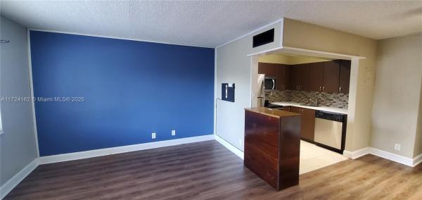 Coral Point, 1400 NE 54th St #106, Fort Lauderdale, Florida 33334, image 1