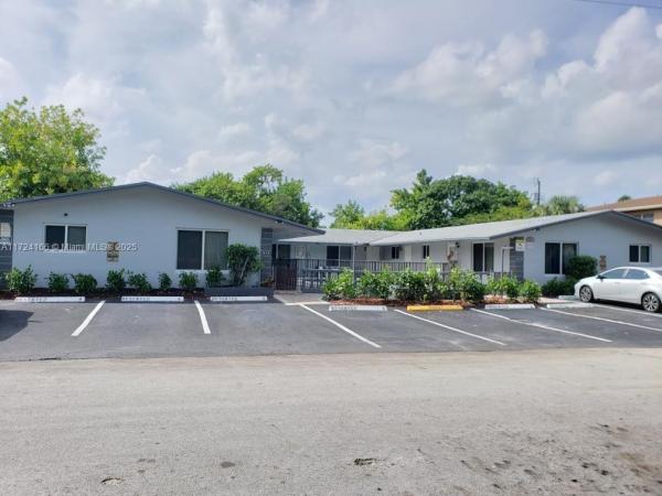 Robertson Park, 215 SW 19th Ave, Fort Lauderdale, Florida 33312, image 1