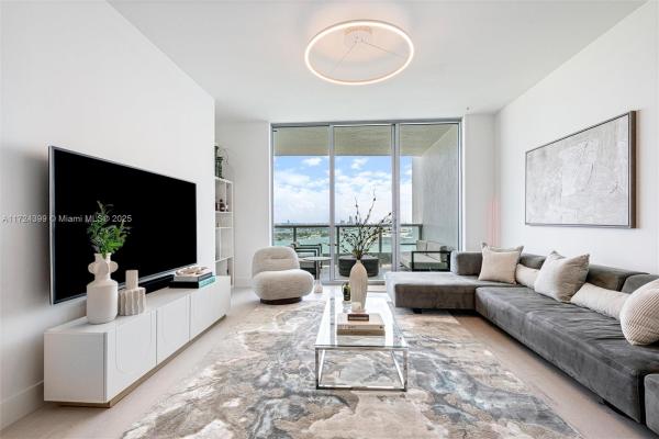 900 Biscayne Bay, 900 Biscayne Blvd #2709, Miami, Florida 33132, image 1
