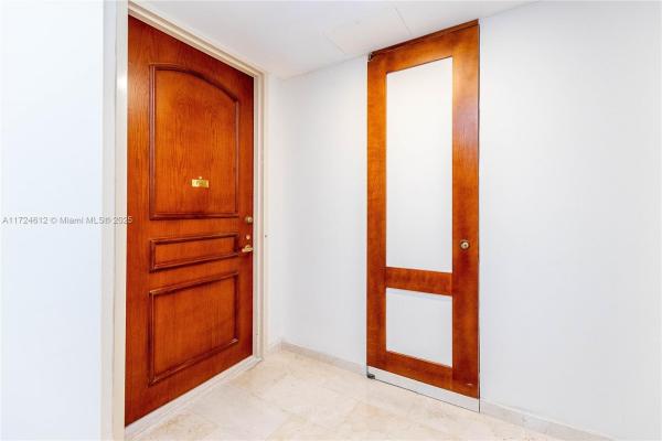 Turnberry Towers, 19355 Turnberry Way #PH-K, Aventura, Florida 33180, image 3