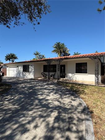 Gulfstream Estates, 1101 NE 4th Ct, Hallandale Beach, Florida 33009, image 1