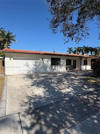 Gulfstream Estates, 1101 NE 4th Ct, Hallandale Beach, Florida 33009, image 3