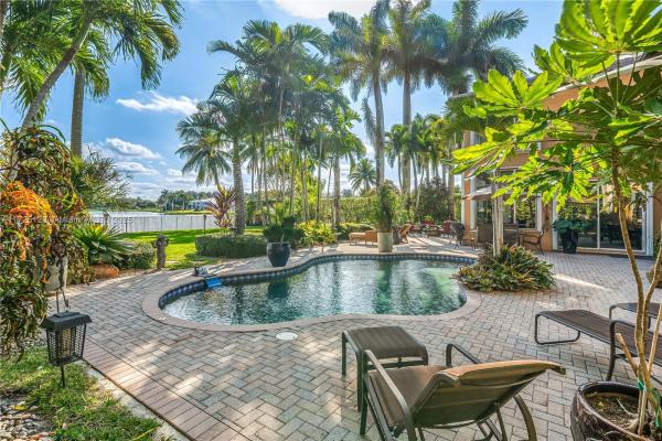Long Lake Estates, 2900 W Lake Vista Cir, Davie, Florida 33325, image 3