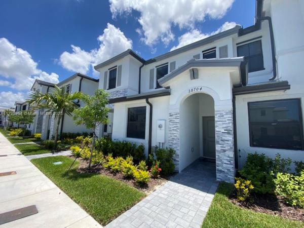 Pine Vista, 28704 SW 133rd Ct, Leisure City, Florida 33033, image 1